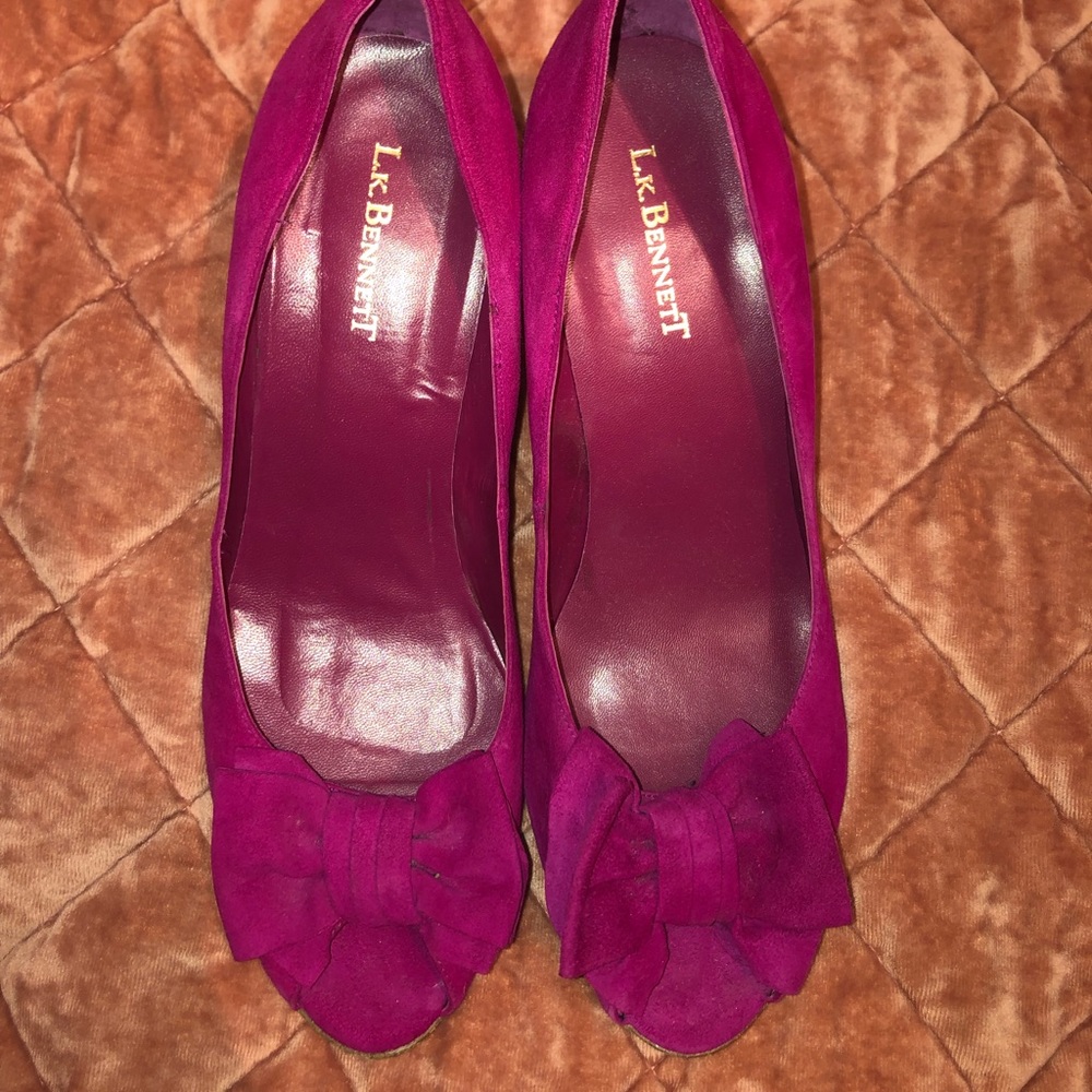 L.K. Bennet Fuchsia Peep Toe heels! 💞